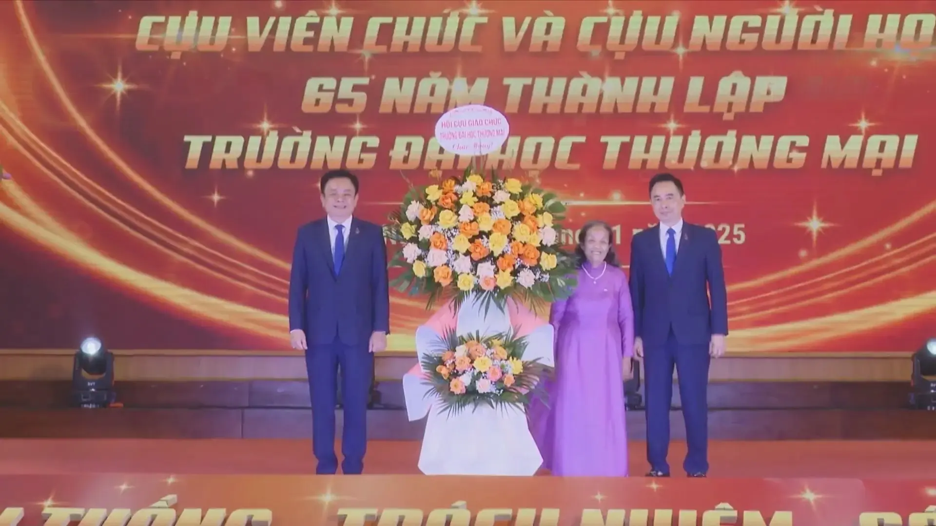 Kỷ niệm 65 năm truyền thống Trường Đại học Thương mại